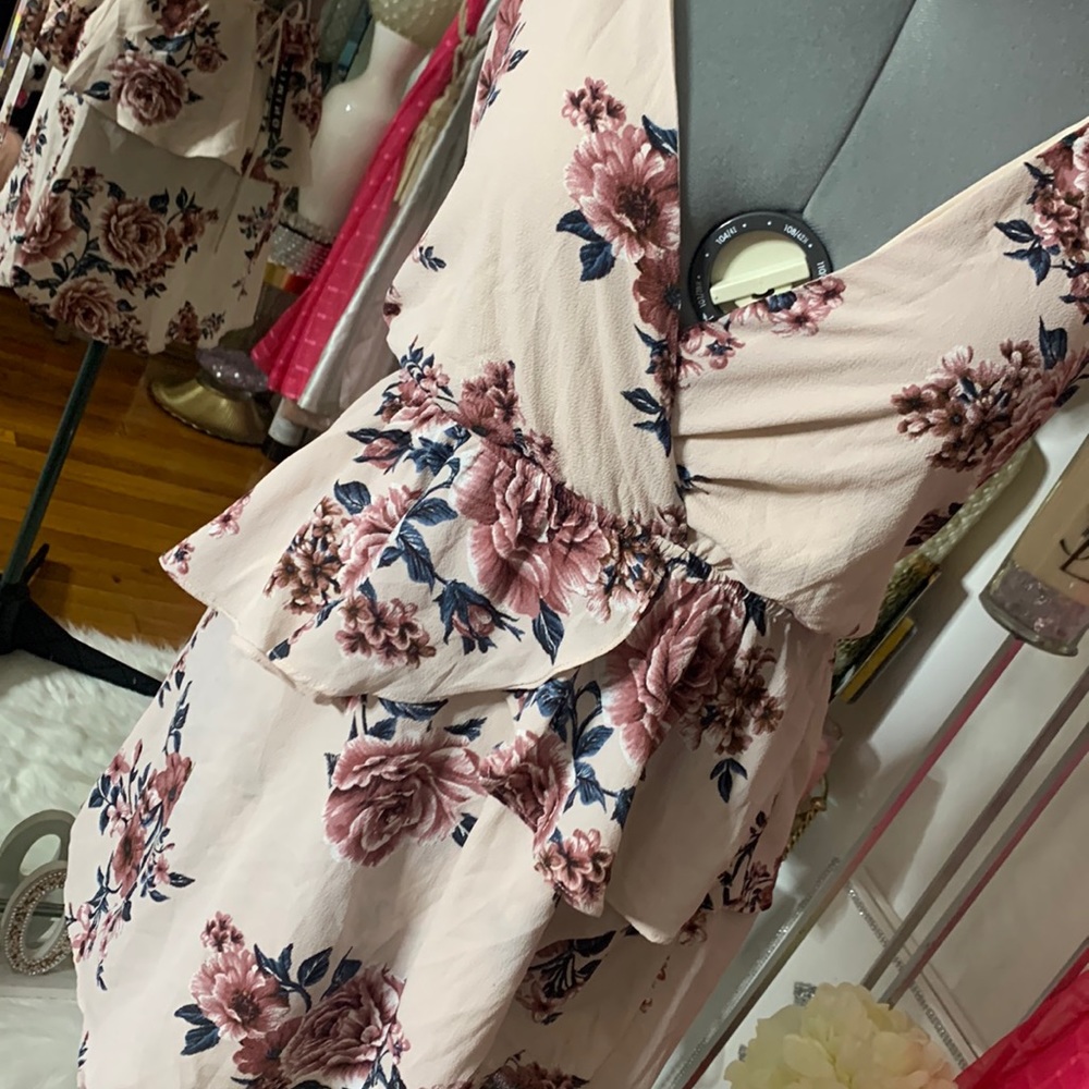 Mini dress - Picture 2 of 7